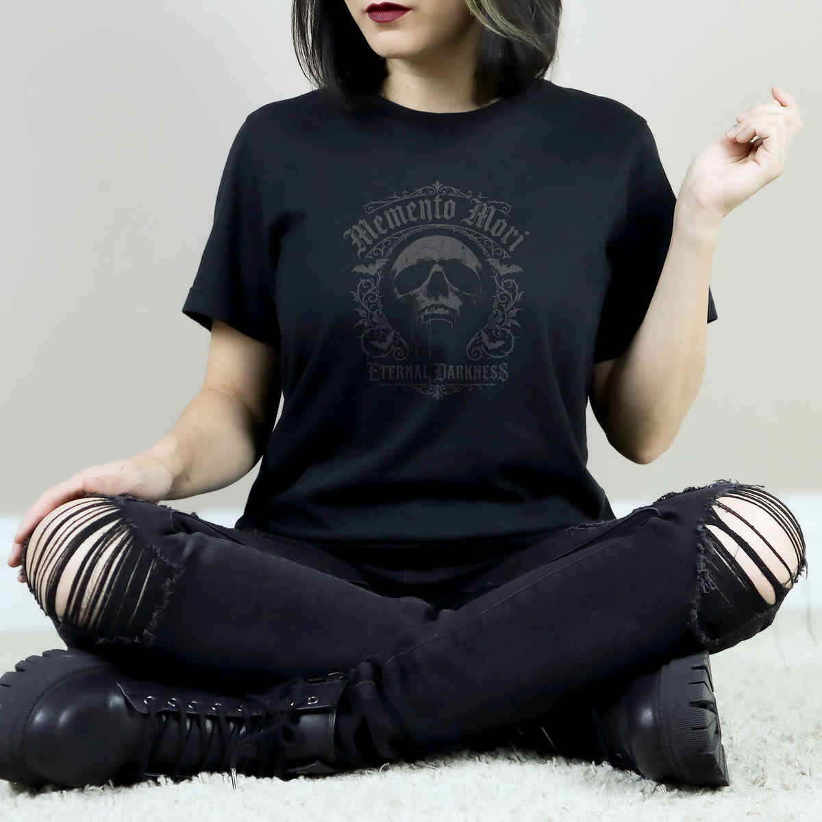 Memento Mori Skull Tee – Gothic Bats & Blood T-Shirt